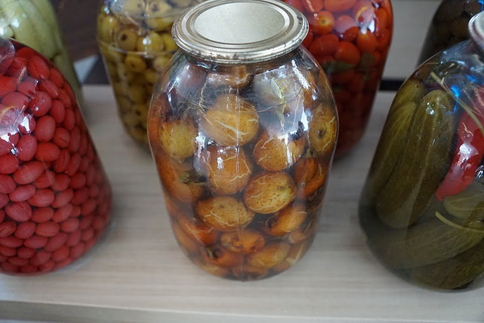 Spices for Food Preservation