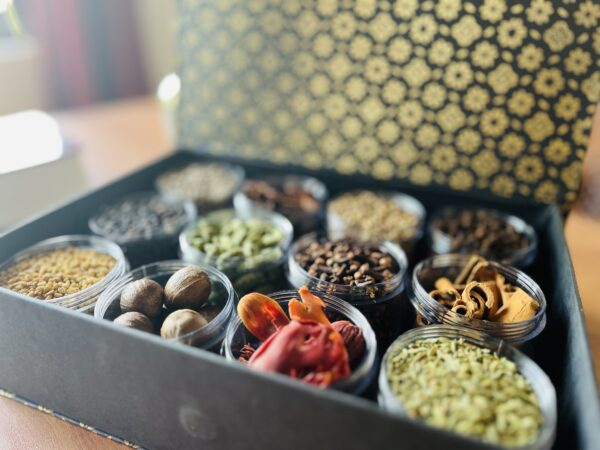 9 different spices stored in a gift box
