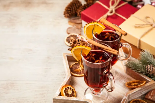 Herbs and Spices Go Well with Red Wine