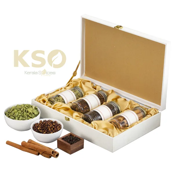 Kerala Spices Surprise Gift Hamper 1kg - Image 2