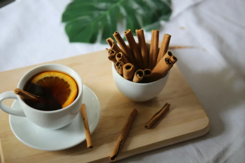 use of cooking with dalchini in daily purpous.
